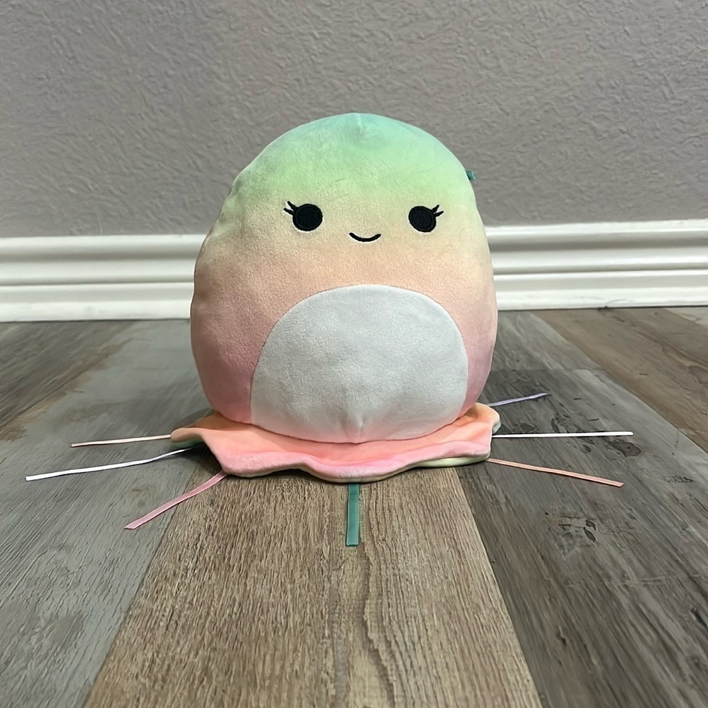 Squishmallows GREELEY The Ombre Jellyfish 9” Plush Sea Life